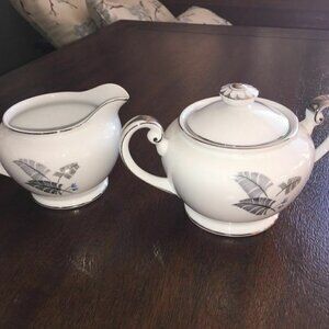Barbara Sugar Bowl & Creamer Japan 5861 Feathers
